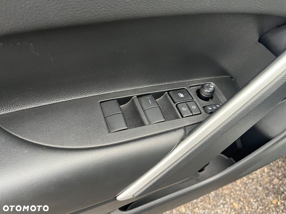 Toyota Corolla Cross 2.0 Hybrid Comfort - 22