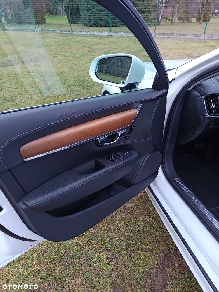 Volvo S90 D4 Inscription - 16