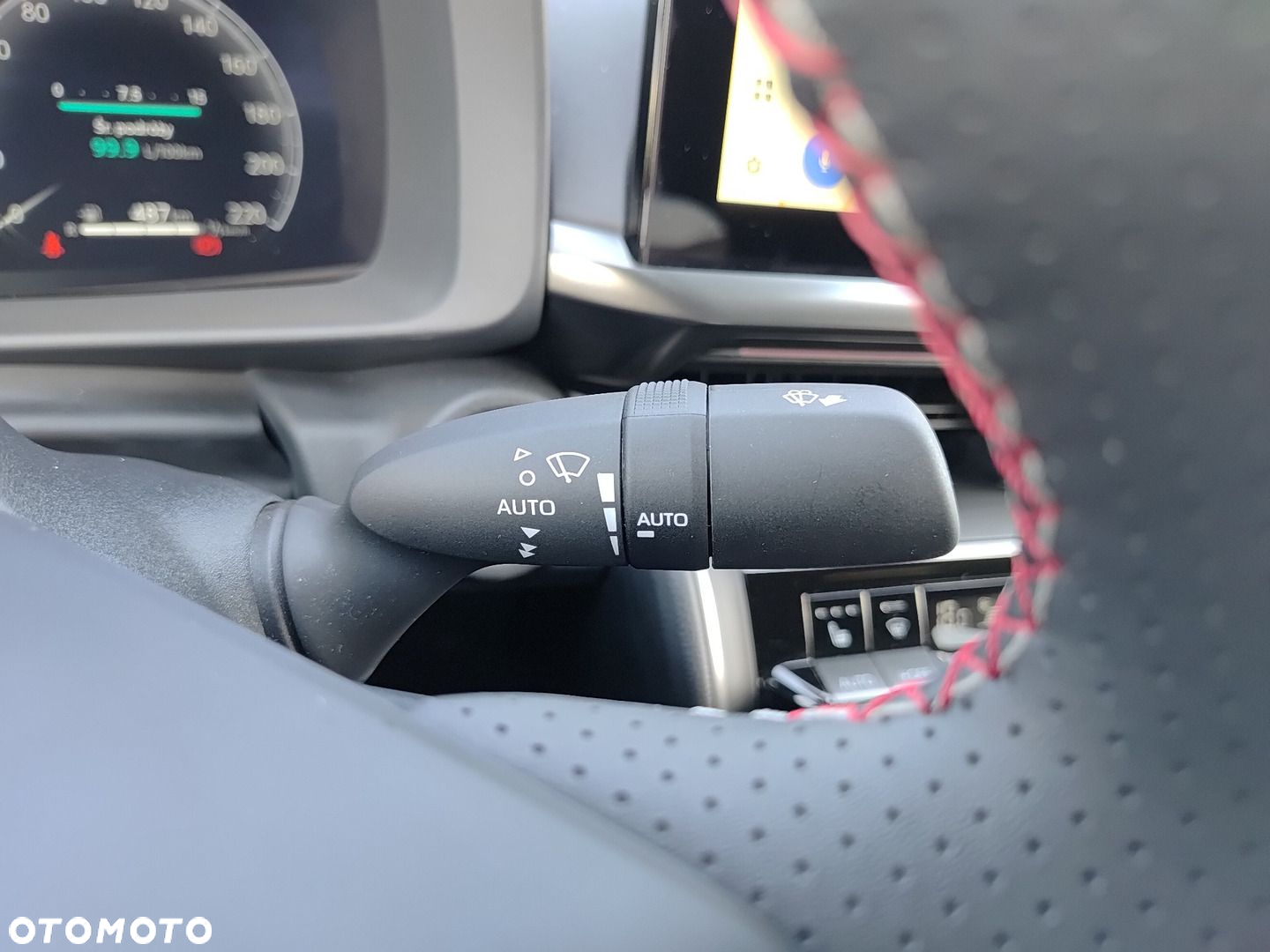 Toyota C-HR - 21