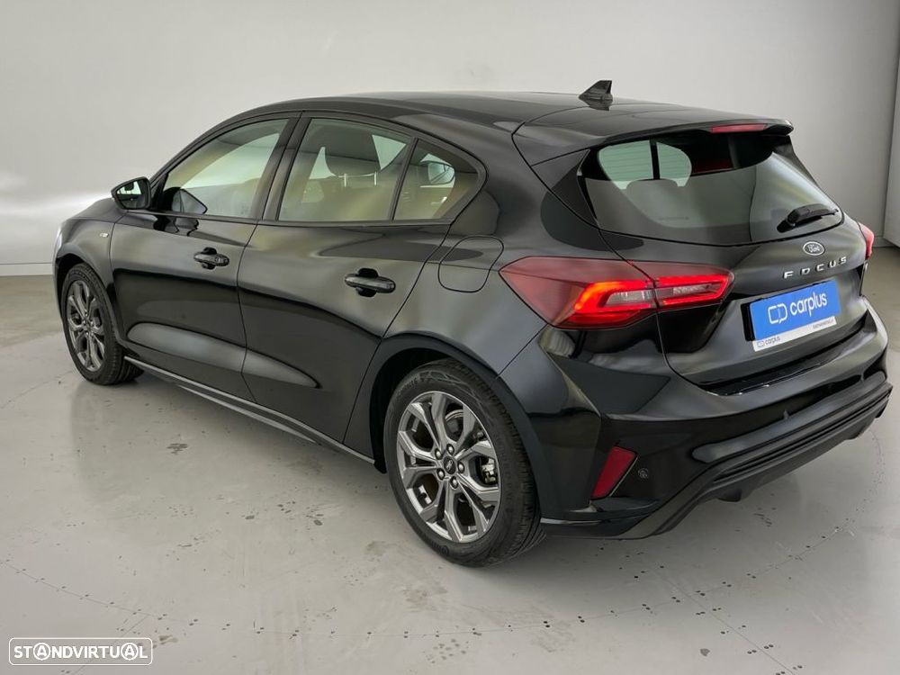 Ford Focus 1.0 EcoBoost MHEV ST-Line - 24