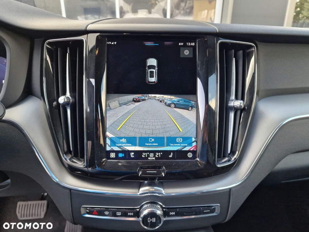 Volvo XC 60 B4 D AWD Core - 34