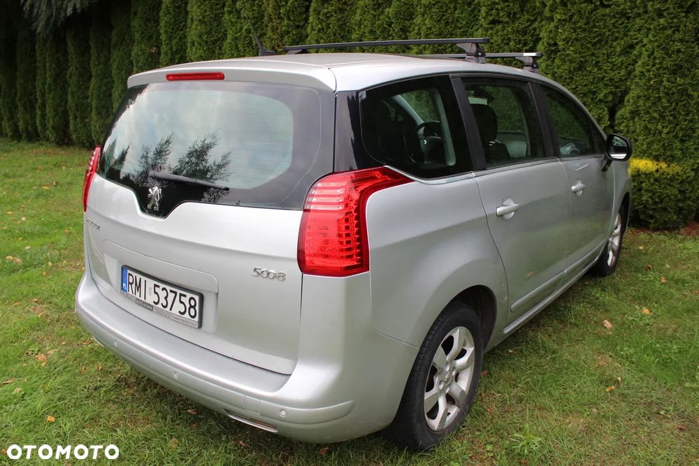 Peugeot 5008 1.6 HDi Premium - 4