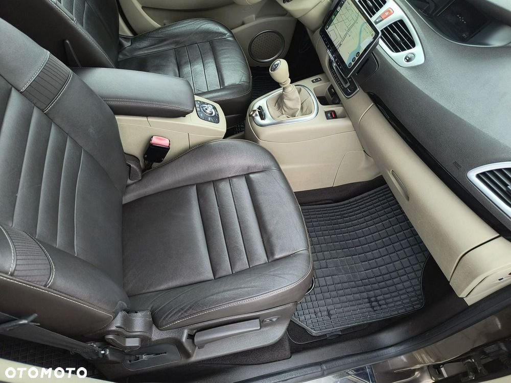 Renault Scenic dCi 160 FAP Dynamique - 24