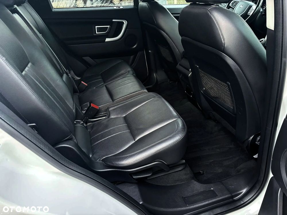 Land Rover Discovery Sport D150 FWD R-Dynamic - 16