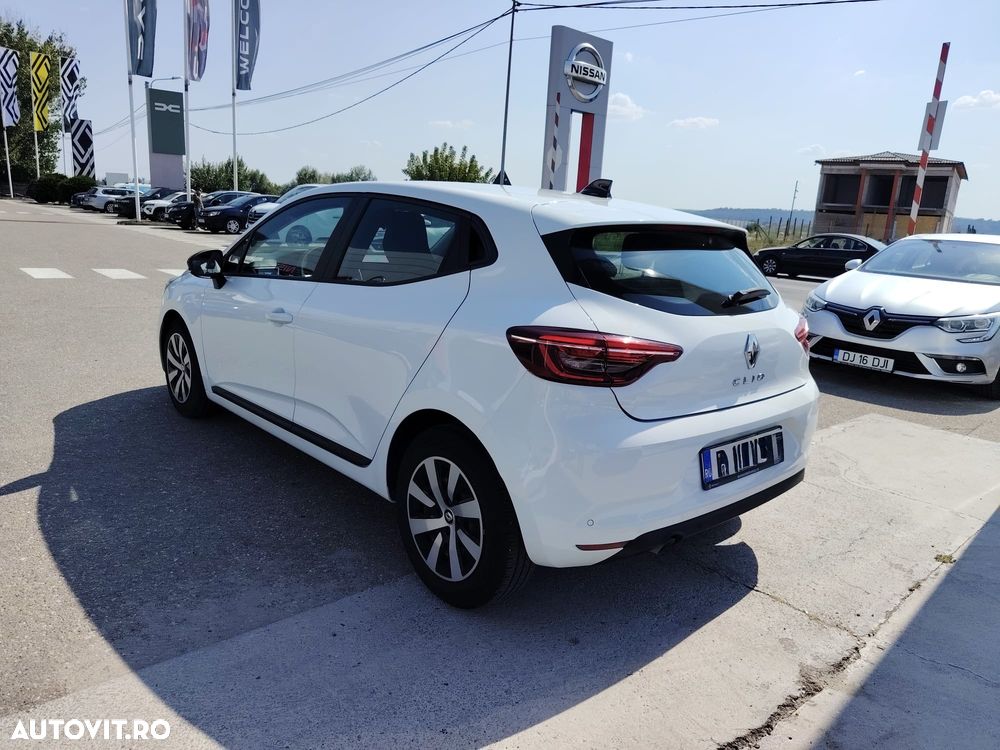 Renault Clio - 6