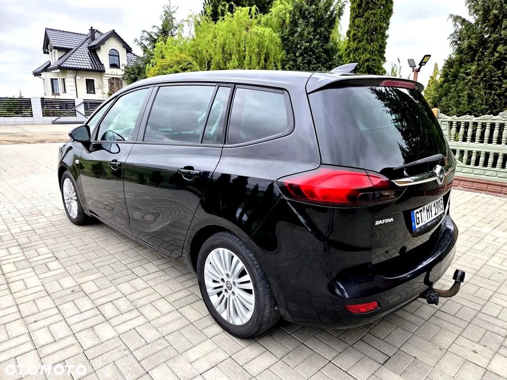 Opel Zafira - 9