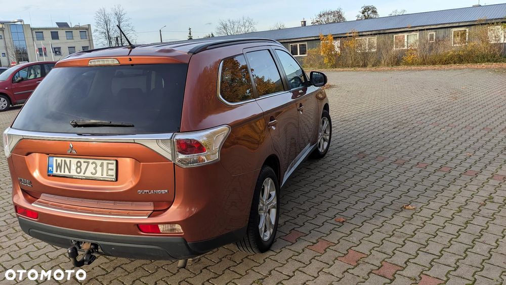 Mitsubishi Outlander 2.0 Intense + - 7