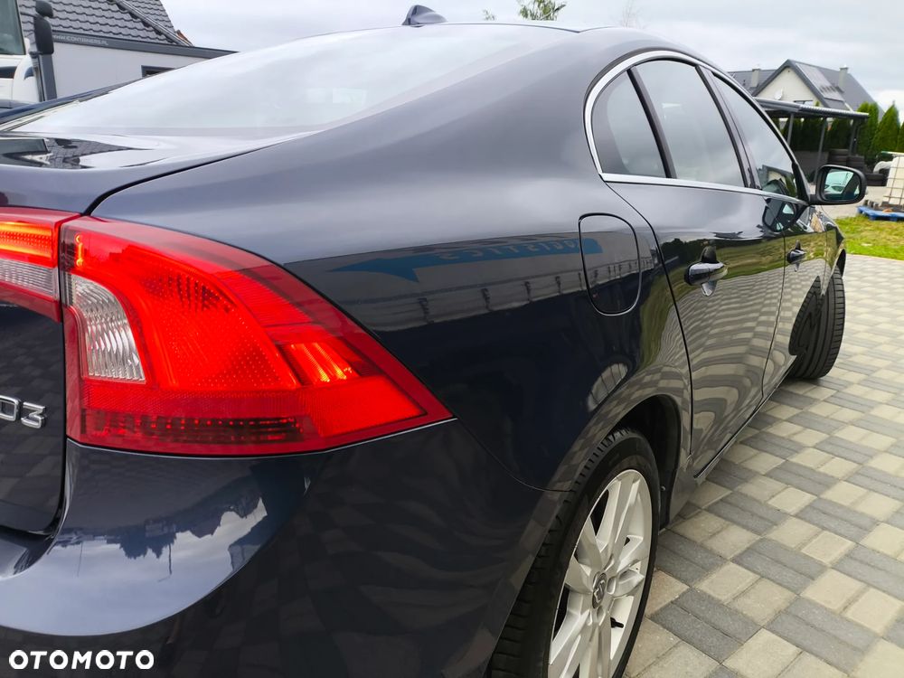 Volvo S60 D3 Momentum - 13
