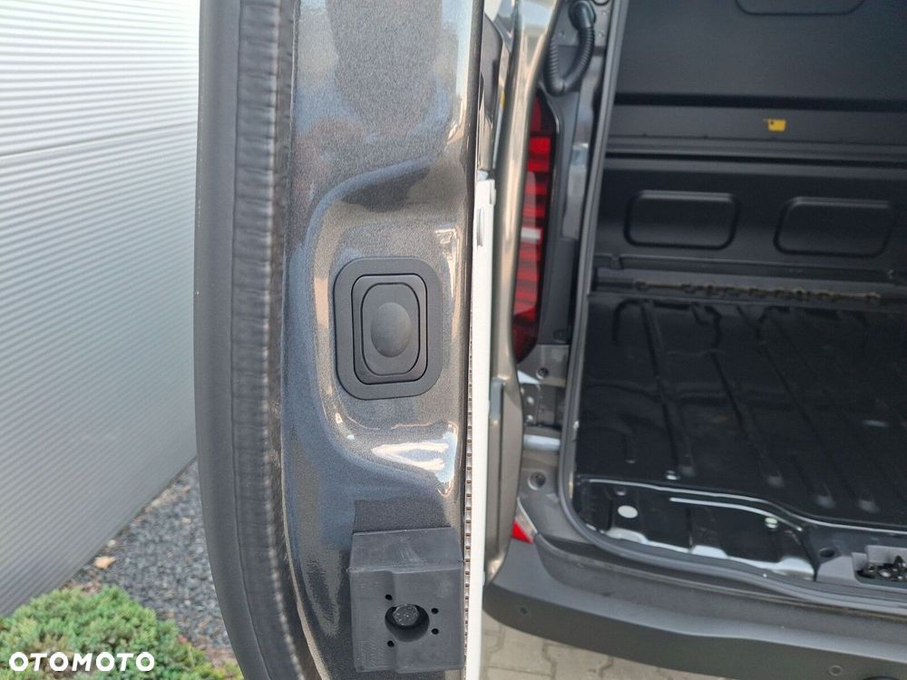Volkswagen Transporter Furgon Plus - 18
