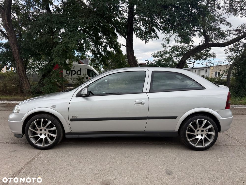Opel Astra - 4
