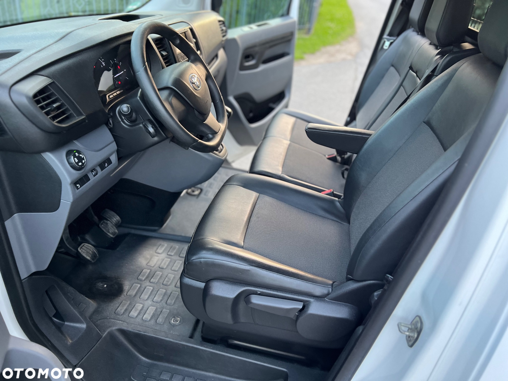 Toyota Proace - 11