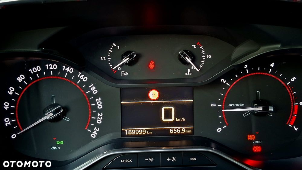 Citroën C5 Aircross - 33
