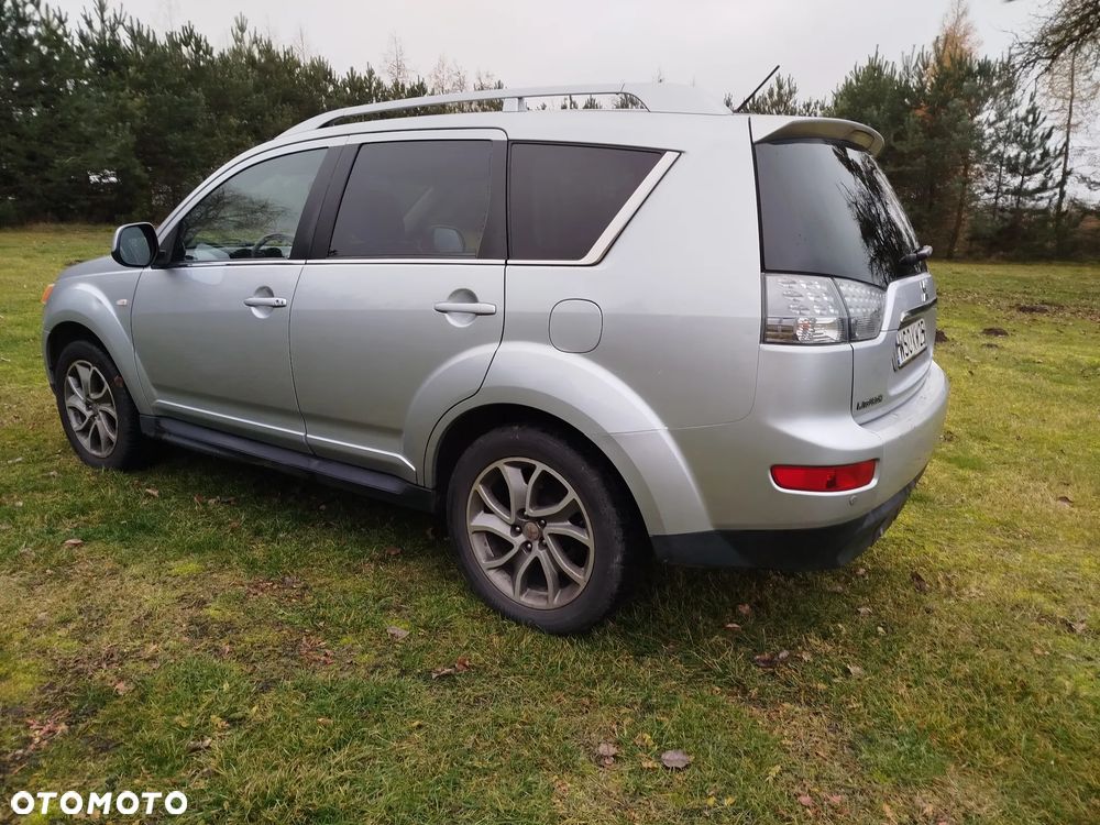 Mitsubishi Outlander 2.0 DID Instyle - 5