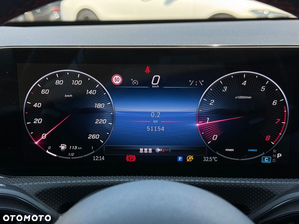 Mercedes-Benz CLA 220 4-Matic AMG Line 7G-DCT - 31