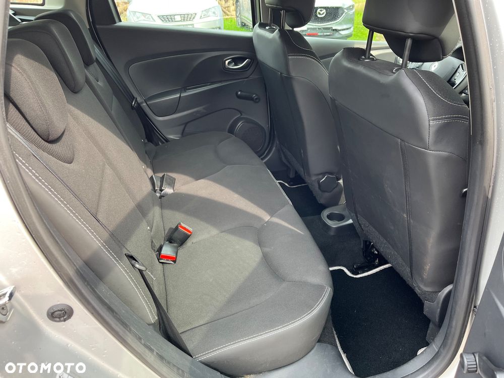 Renault Clio - 6