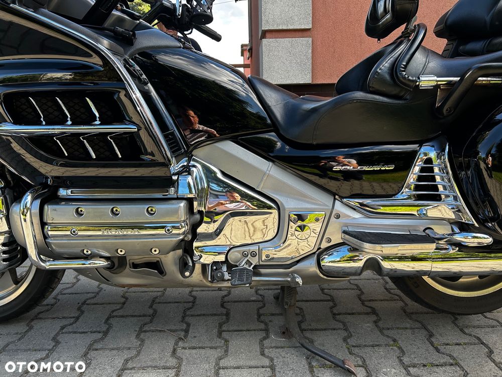 Honda GL - 12