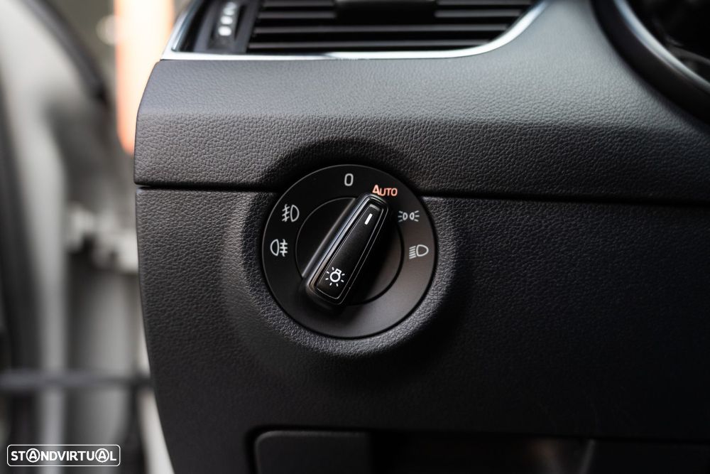 Skoda Octavia Break 2.0 TDI RS - 19