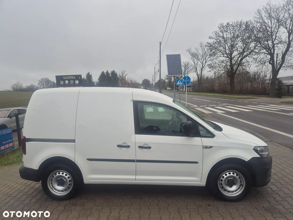 Volkswagen Caddy - 10