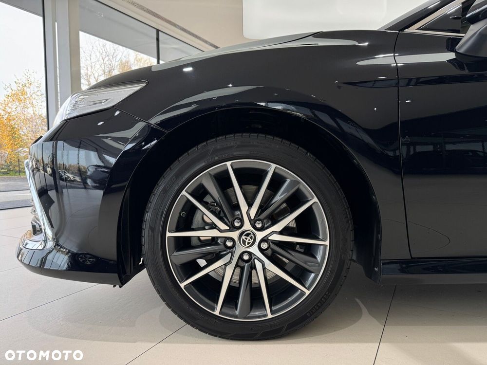 Toyota Camry 2.5 Hybrid Executive CVT - 18