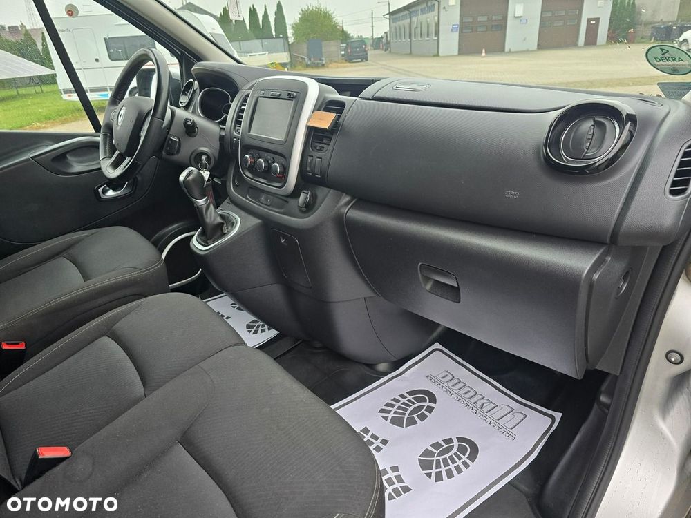 Renault Trafic - 25