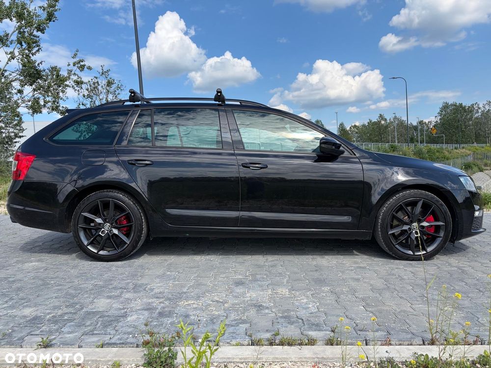 Skoda Octavia 2.0 TDI DSG RS - 11