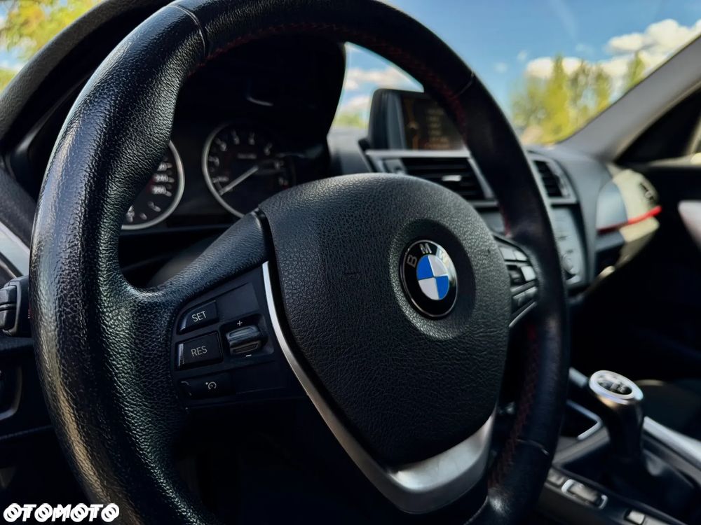 BMW Seria 1 116i Sport Line - 12