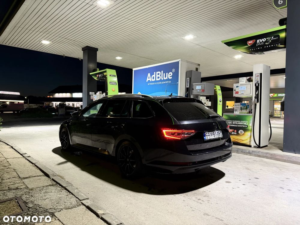 Skoda Superb 2.0 TDI L&K DSG - 5