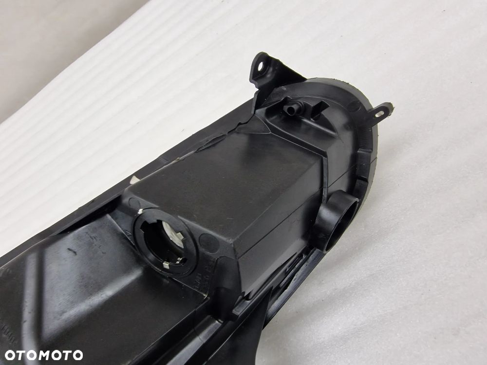 FORD FIESTA MK7 LIFT 12- CZARNA LEWA LAMPA PRZEDNIA PRZÓD , NR C1BB-13W030-AE , NR AUKCJI LL402 - 16