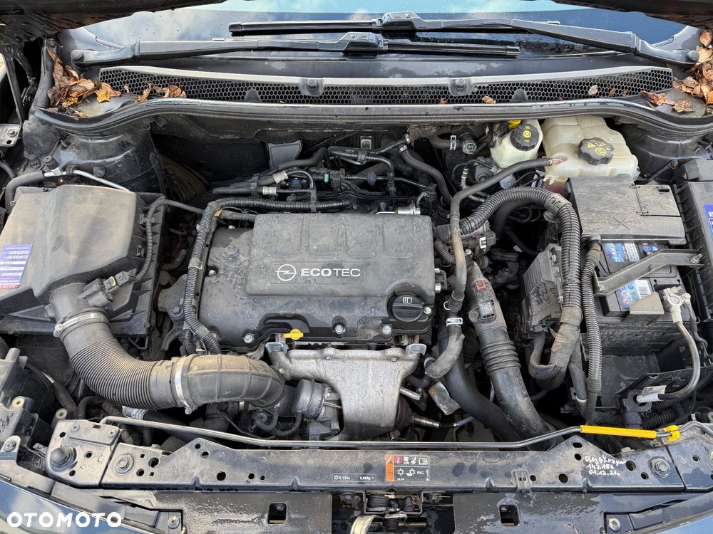 Opel Astra 1.4 T Cosmo - 23