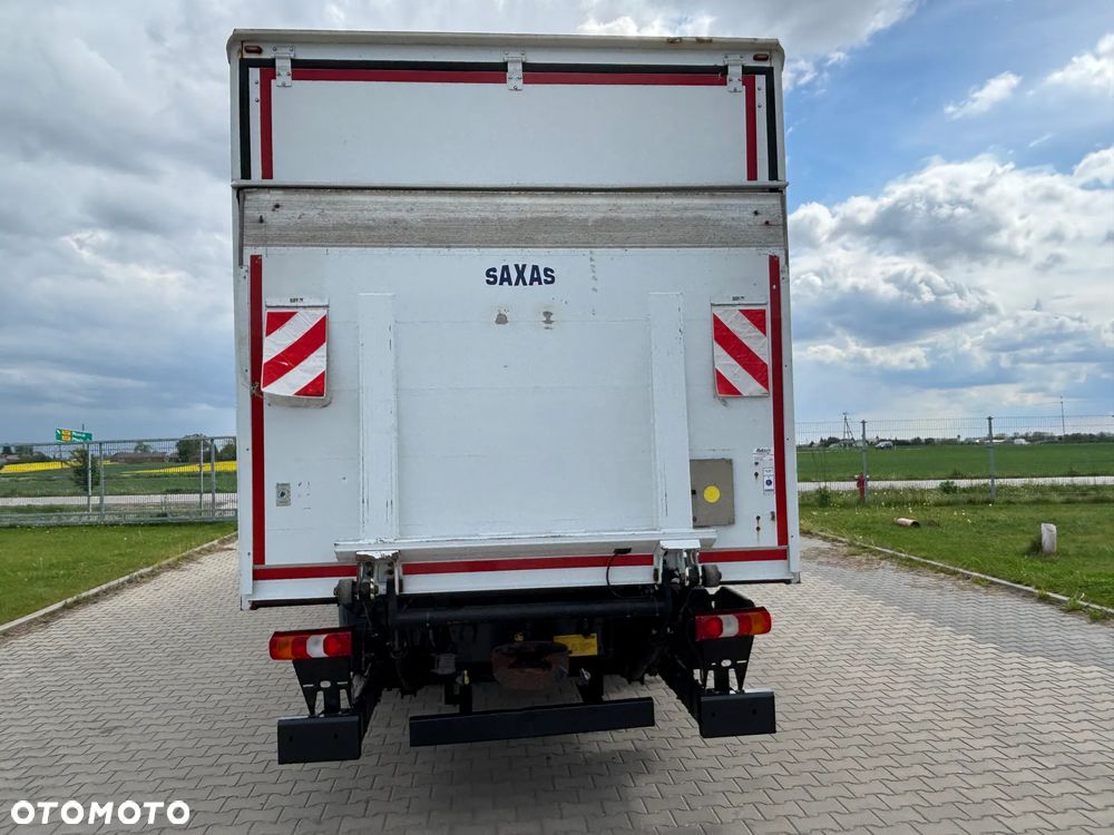 Mercedes-Benz ATEGO 1227 kontener z windą ,  kabina sypialna , webasto, klimatyzacja, niski przebieg , bezwypadkowy. (nie 1224, 1230) - 8