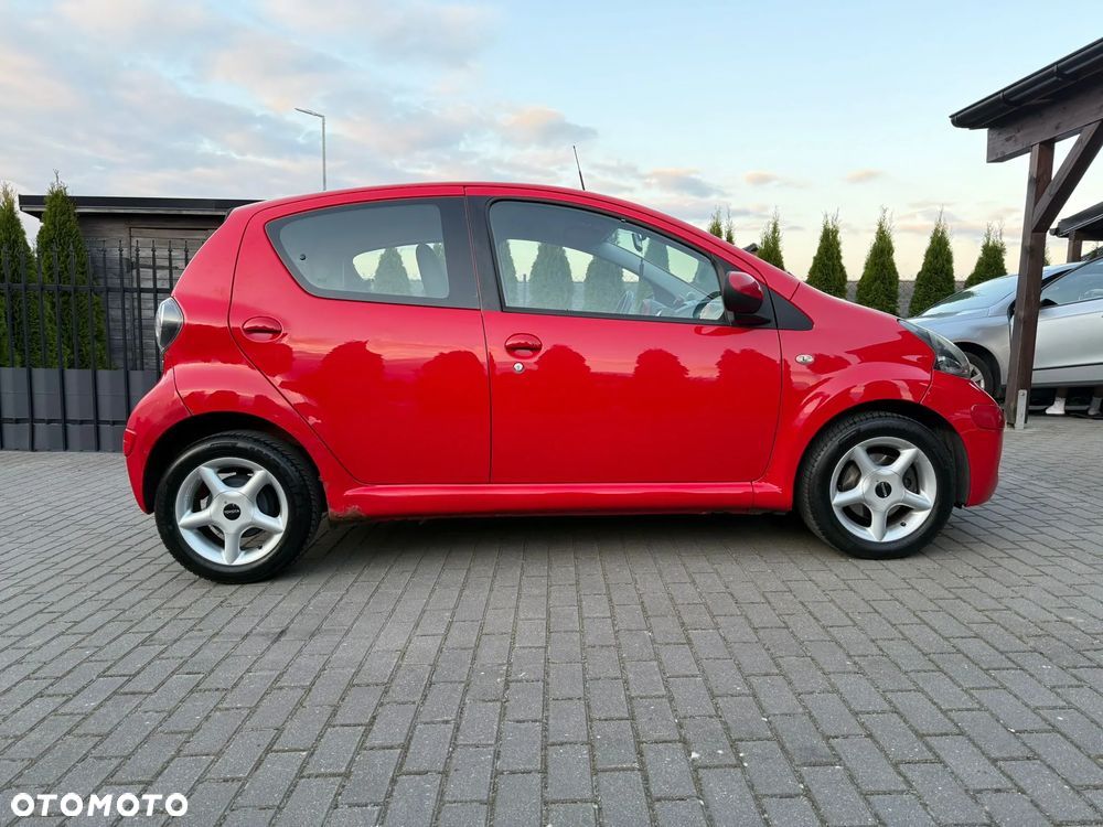 Toyota Aygo 1.0 VVT-i Black MM - 24