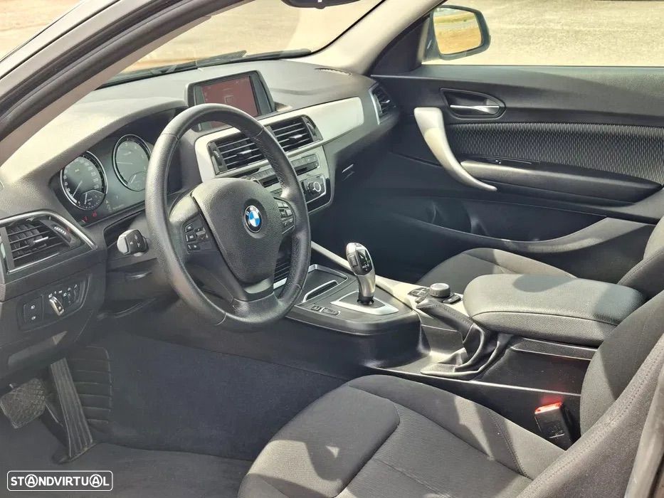 BMW 118 d Aut. Sport Line - 7