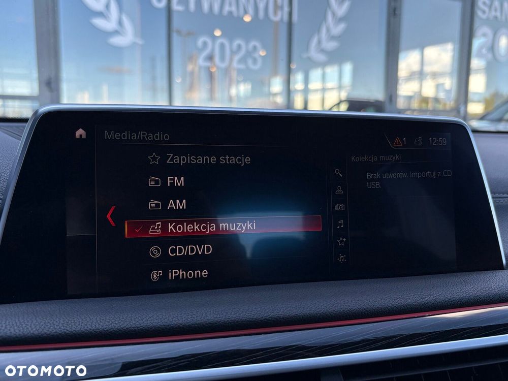 BMW Seria 7 730d xDrive - 39