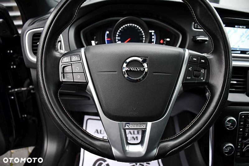 Volvo V40 D3 Geartronic RDesign - 12