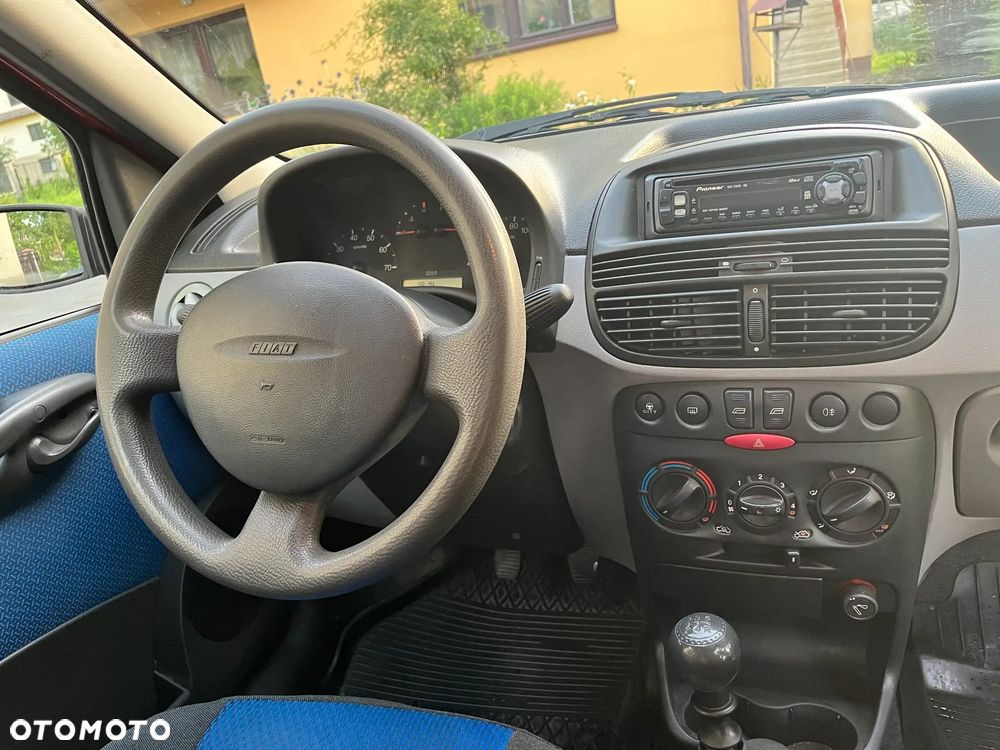 Fiat Punto - 5