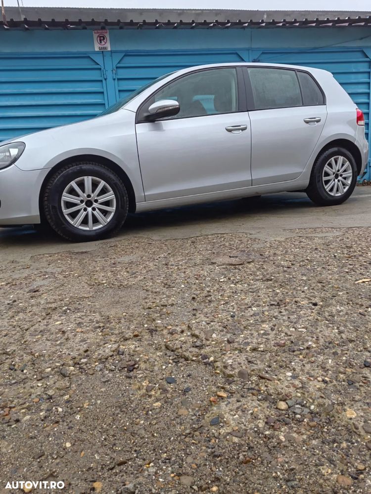 Volkswagen Golf 1.6 Edition - 12