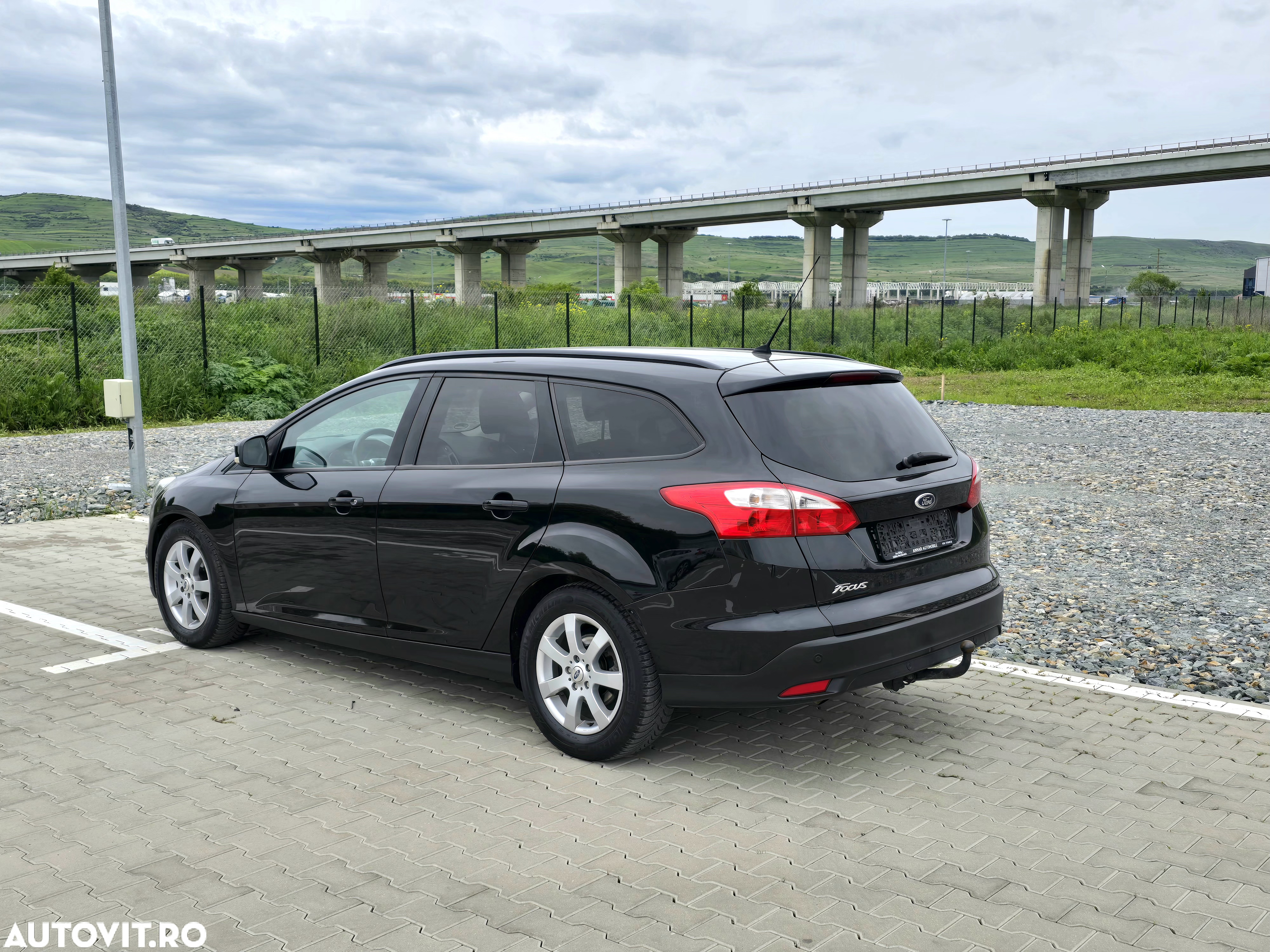 Ford Focus - 11