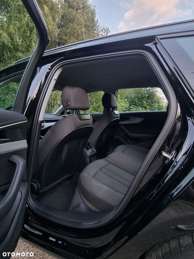 Audi A4 Avant 2.0 TDI S tronic - 12