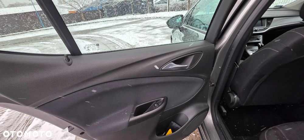 Opel Astra 1.4 T 120 Lat S&S - 9