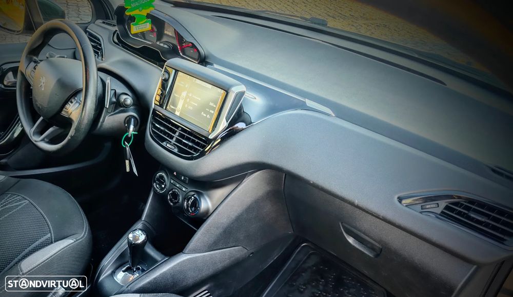 Peugeot 208 e-HDi 68 EGS5 Stop&Start Active - 10