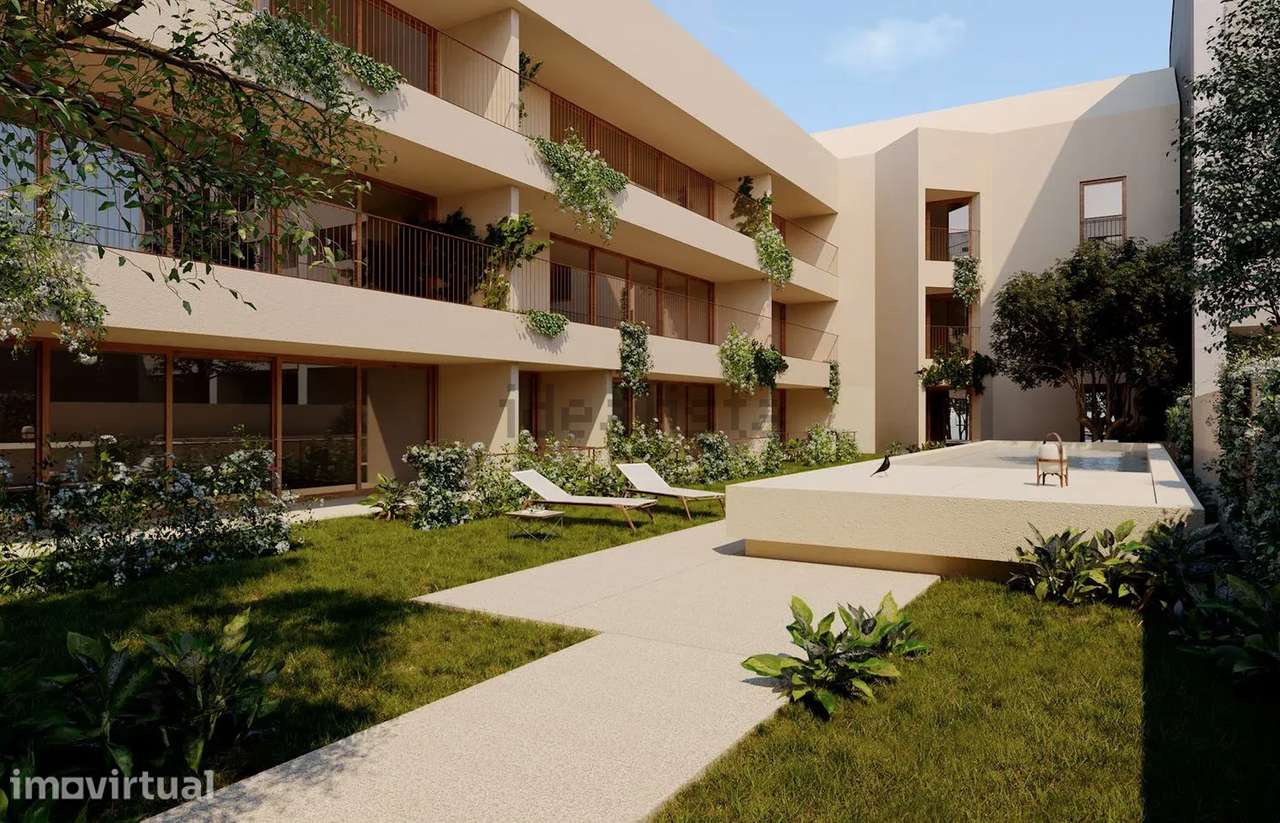New T4 Duplex two blocks from the ocean in Matosinhos Sul - Grande imagem: 3/30