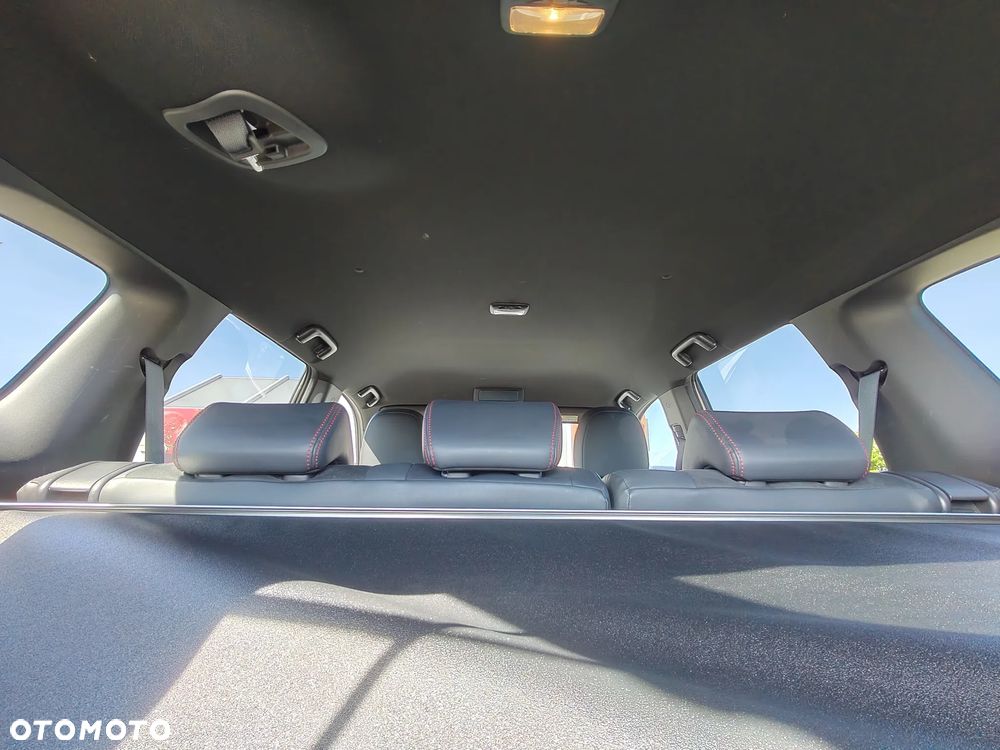 Mitsubishi Outlander - 24