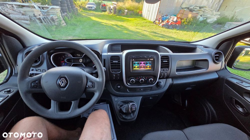 Renault Trafic - 13