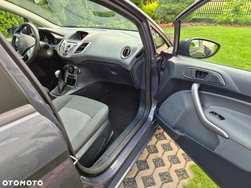 Ford Fiesta 1.4 Trend EU5 - 8