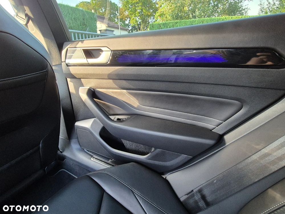 Volkswagen Arteon 2.0 TDI SCR 4Motion DSG R-Line - 8