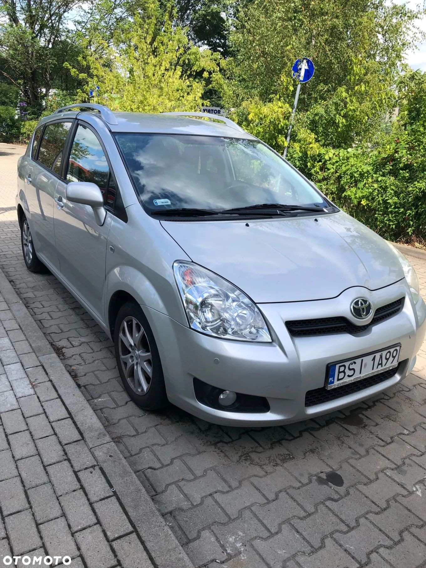 Toyota Corolla Verso 2.2 D-4D - 1