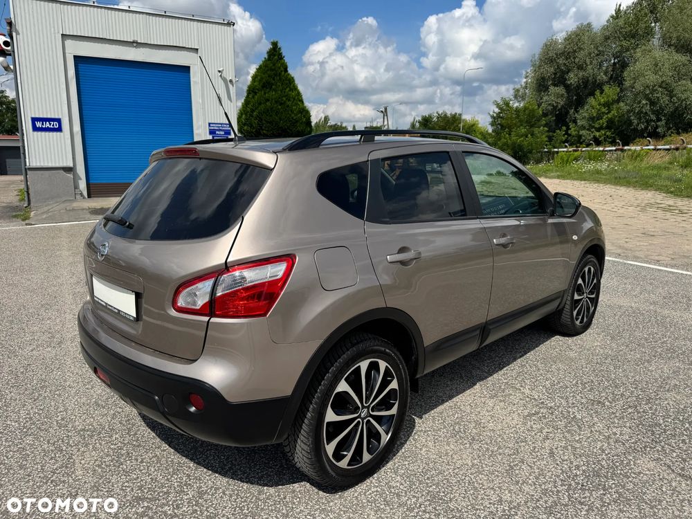 Nissan Qashqai 2.0 360 - 8