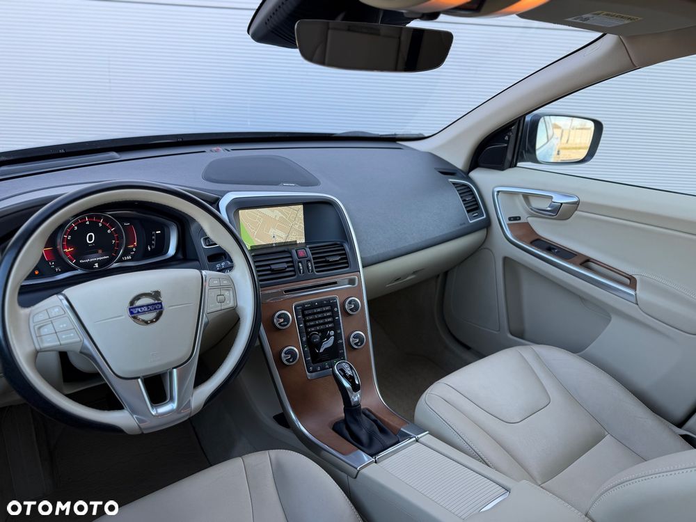 Volvo XC 60 T6 Drive-E Summum - 22