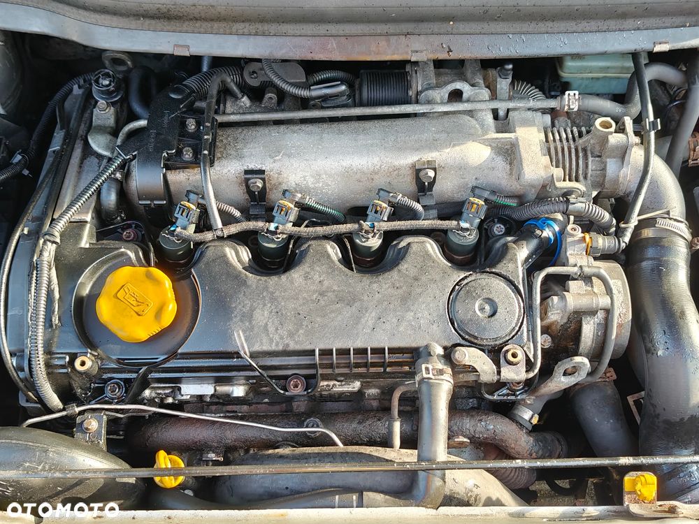 Opel Zafira 1.9 CDTI - 13