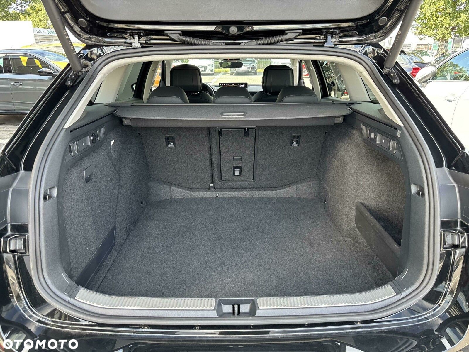 Skoda Superb 2.0 TDI SCR L&K DSG - 34